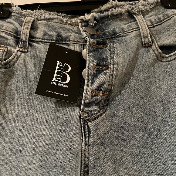 Jeans - Picture 4 of 5